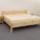 Abb.: Doppelbett Brünnstein, massives, klassisches Zirbenbett, naturnahe Ausführung mit unbesäumter Waldkante an Kopfhaupt und Fußwange - Original Steiner Zirbenbett